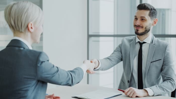 Trusted work platform for contracts and payments — Recruiters