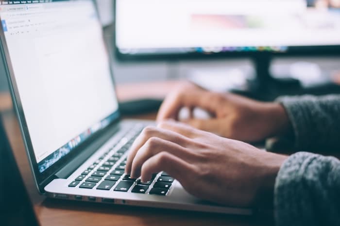 AI assistant for faster, better content creation — Writers & Bloggers